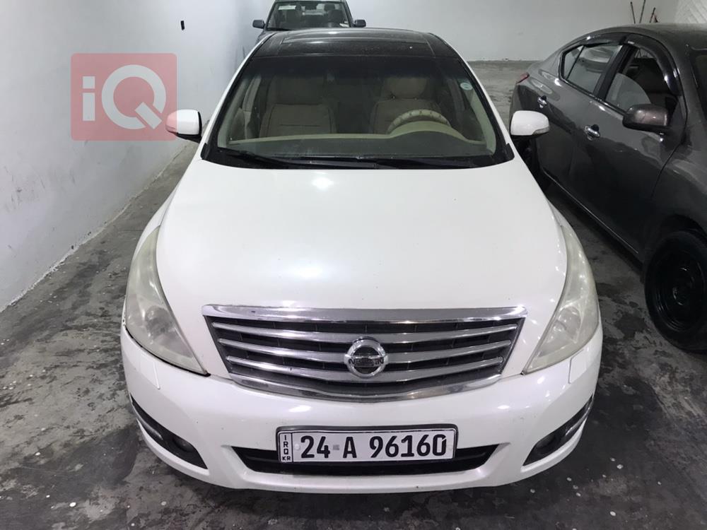 نيسان تيانا